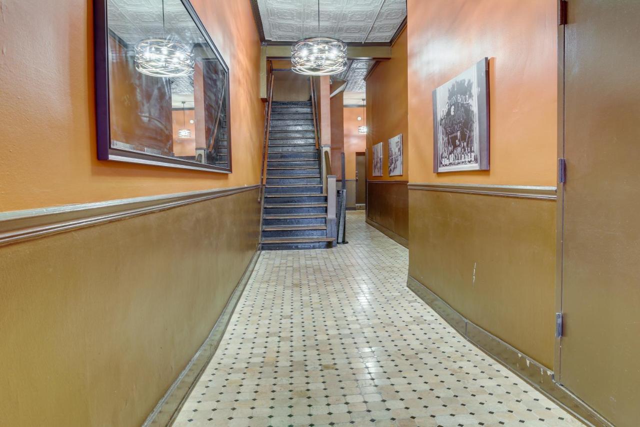 Historic Memphis Condo Walk To Beale Street! Esterno foto